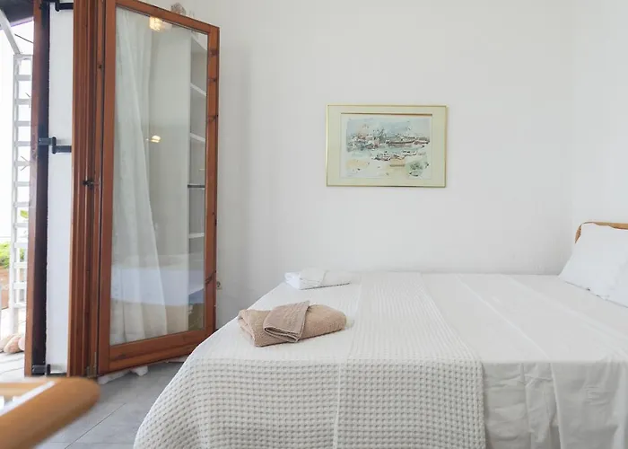 Houseloft Grand Sunset Villa