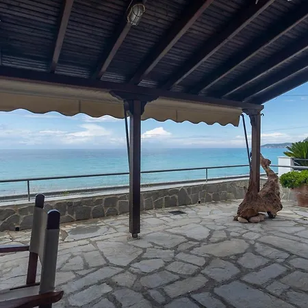 Houseloft Grand Sunset Willa Siviri