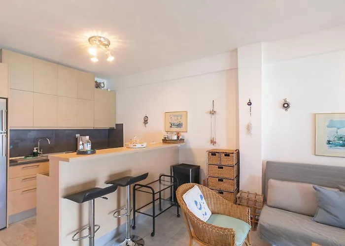 Houseloft Grand Sunset Villa *